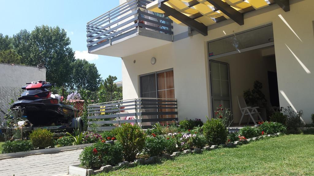Aparthotel Vila Tufi Velipojë Habitación foto