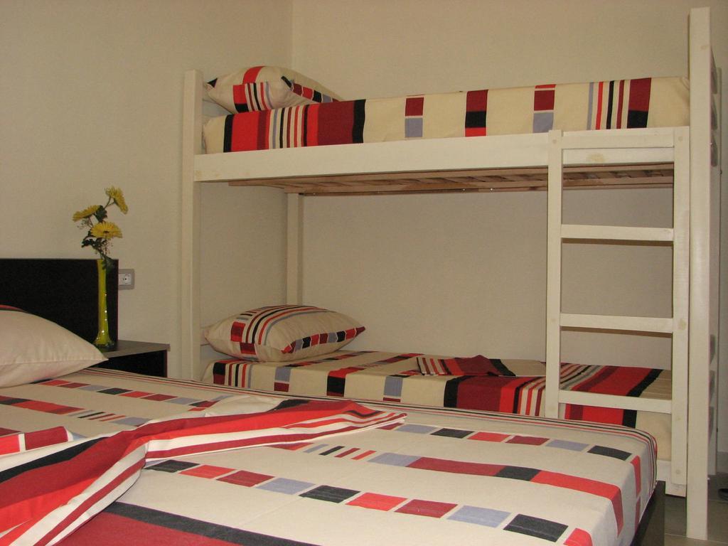 Aparthotel Vila Tufi Velipojë Exterior foto