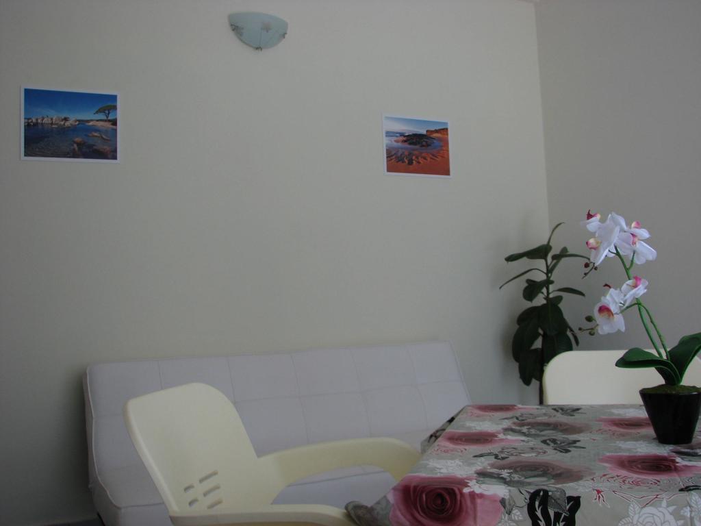 Aparthotel Vila Tufi Velipojë Exterior foto